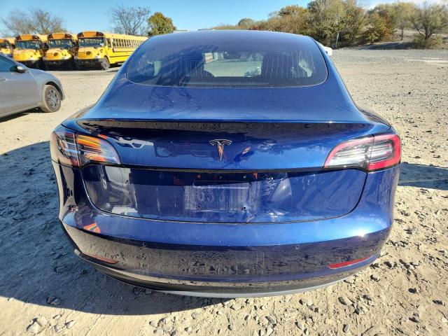Photo 6 from auction – 2018 TESLA MODEL 3 with VIN 5YJ3E1EA0JF026140