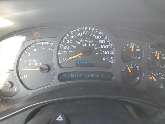 Photo 9 from auction – 2004 CHEVROLET SILVERADO with VIN 1GCHC29UX4E152856