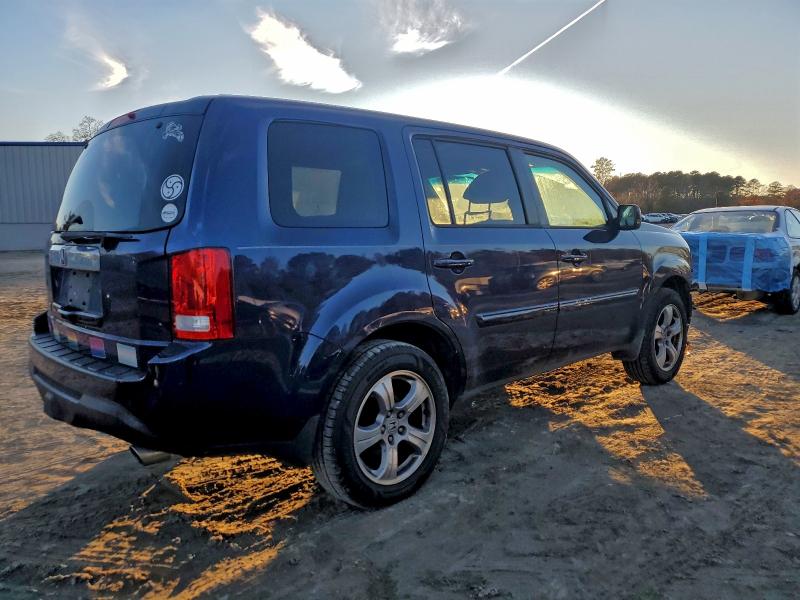 Foto 3 de la subasta – 2015 HONDA PILOT EXL con VIN 5FNYF3H50FB028989