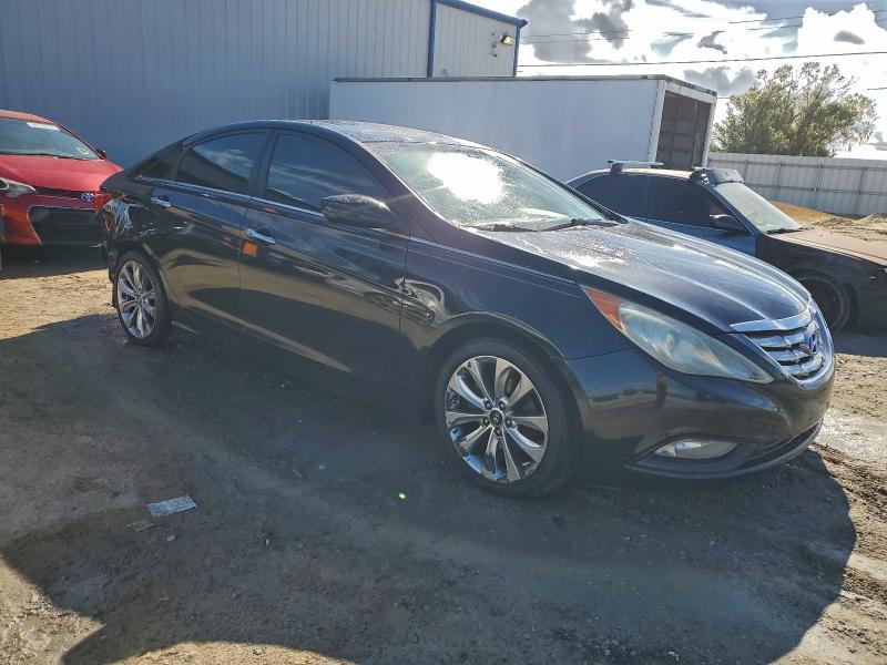Photo 4 from auction – 2011 HYUNDAI SONATA SE with VIN 5NPEC4AC3BH200521