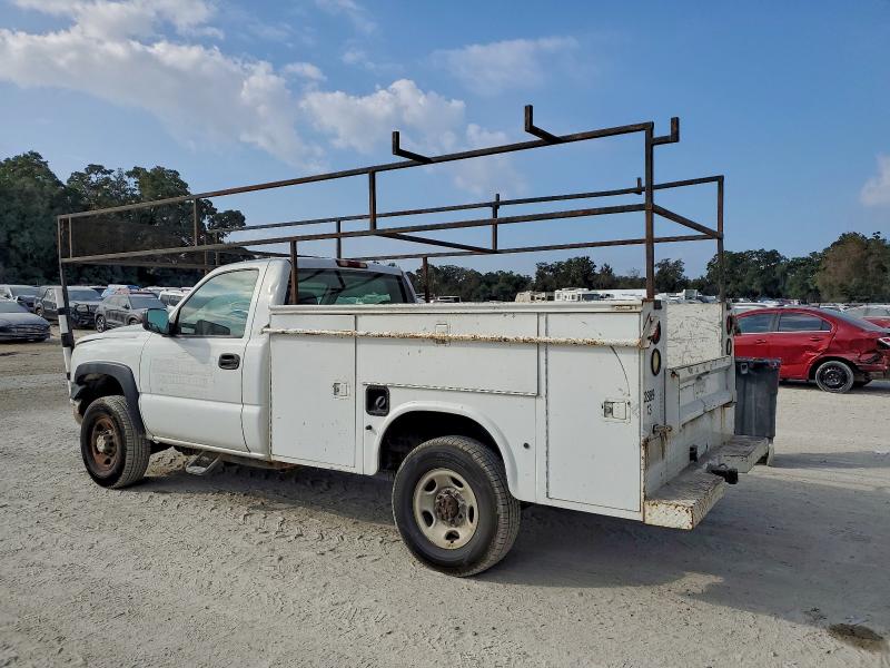 Photo 2 from auction – 2005 CHEVROLET SILVERADO with VIN 1GCHC24U75E212889