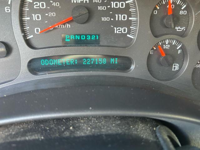 Photo 8 from auction – 2004 CHEVROLET AVALANCHE with VIN 3GNEC12T14G151237