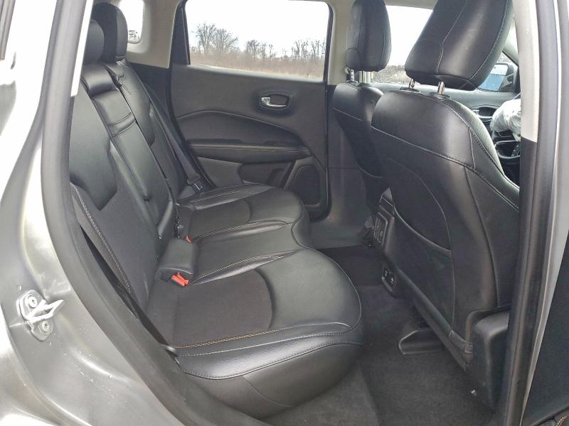 Photo 11 from auction – 2019 JEEP COMPASS with VIN 3C4NJCBB2KT692710