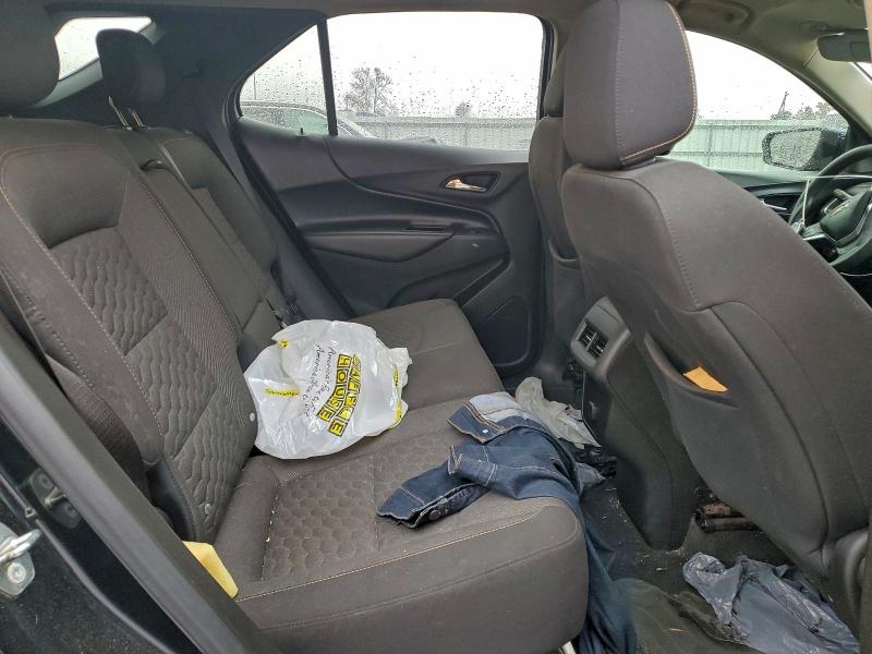 Photo 11 from auction – 2018 CHEVROLET EQUINOX LT with VIN 2GNAXJEV8J6200506