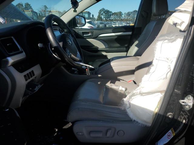 Photo 7 from auction – 2019 TOYOTA HIGHLANDER with VIN 5TDKZRFHXKS560673