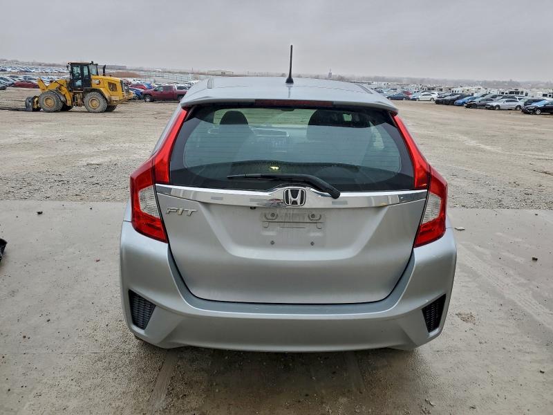Photo 6 from auction – 2017 HONDA FIT EX with VIN 3HGGK5G76HM706487