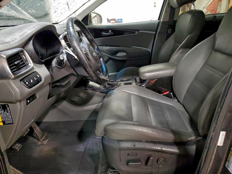 Photo 7 from auction – 2016 KIA SORENTO EX with VIN 5XYPHDA51GG105580