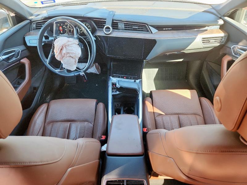 Photo 8 from auction – 2019 AUDI E-TRON PRESTIGE with VIN WA1VABGE1KB009596