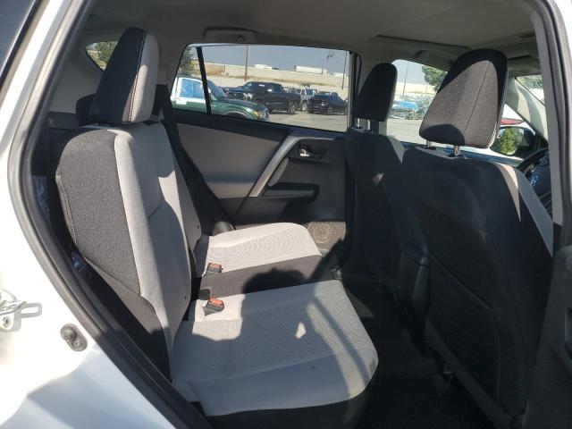 Photo 11 from auction – 2016 TOYOTA RAV4 XLE with VIN 2T3WFREV6GW267201