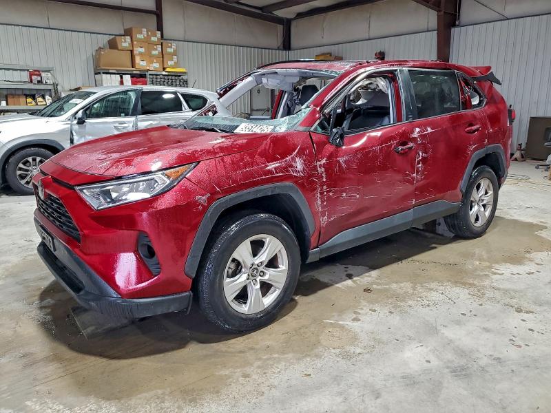 TOYOTA RAV4 XLE 2021 with VIN 2T3P1RFV0MW159511 - Photo from auction