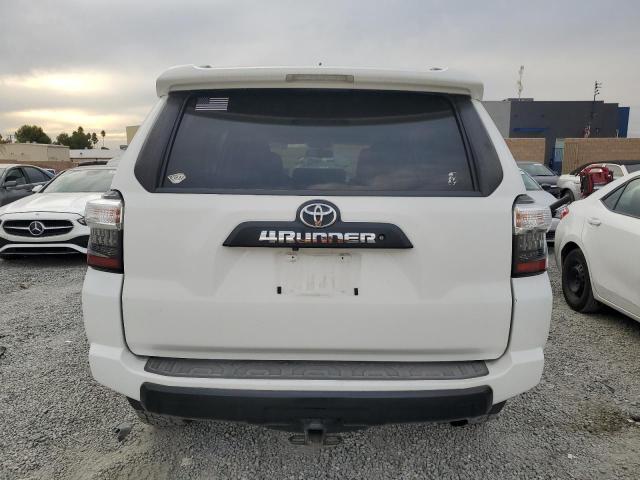 Photo 6 from auction – 2014 TOYOTA 4RUNNER SR with VIN JTEBU5JR5E5179732