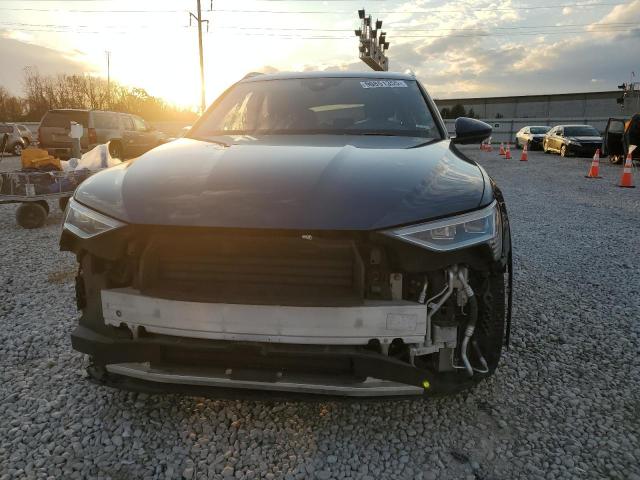 Photo 5 from auction – 2019 AUDI E-TRON PRE with VIN WA1VABGE4KB021192