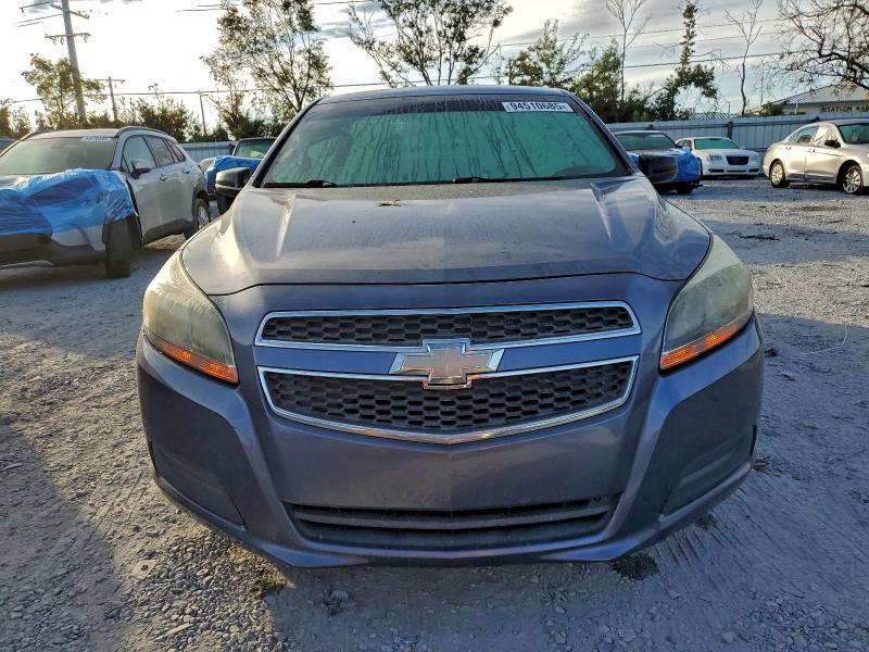 Photo 5 from auction – 2013 CHEVROLET MALIBU LS with VIN 1G11B5SA8DF355785