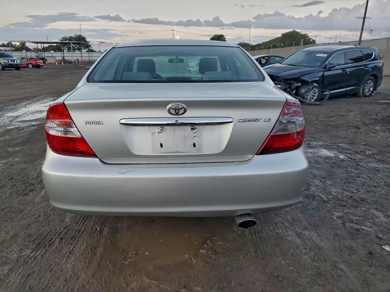 Photo 6 from auction – 2002 TOYOTA CAMRY LE with VIN JTDBE32KX20104976