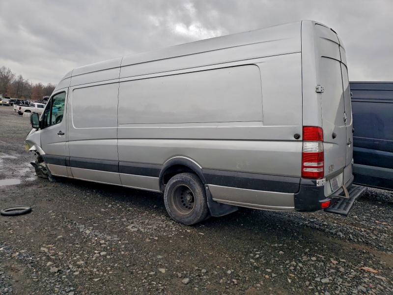 Photo 2 from auction – 2014 MERCEDES-BENZ SPRINTER 3 with VIN WD3PF4CC1E5908987
