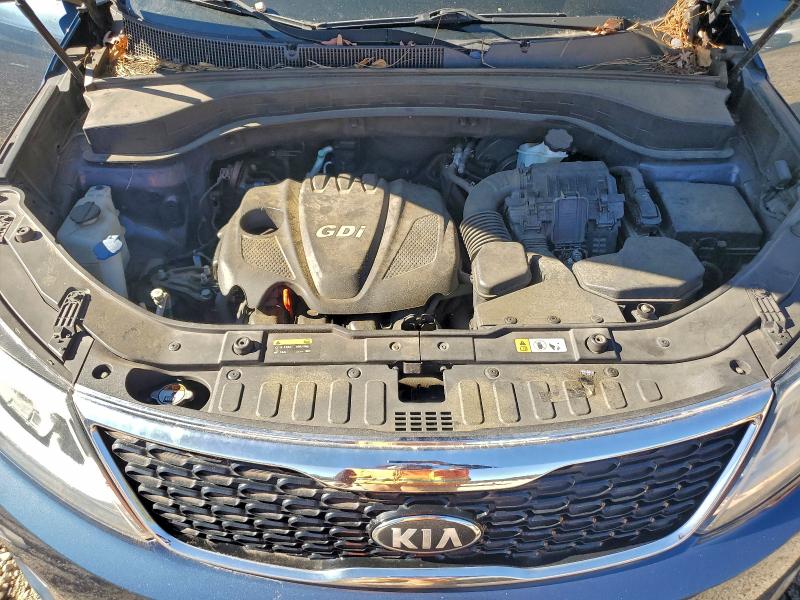 Photo 11 from auction – 2014 KIA SORENTO LX with VIN 5XYKT3A66EG475724