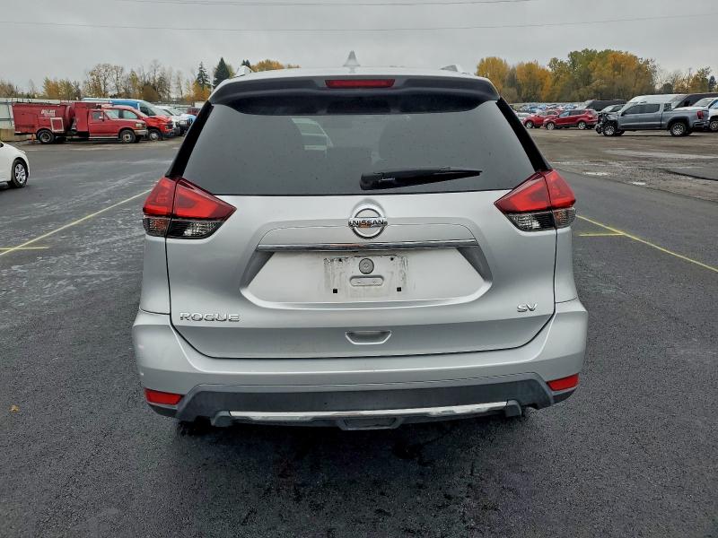 Zdjęcie 6 z aukcji – 2018 NISSAN ROGUE S z VIN KNMAT2MTXJP535809
