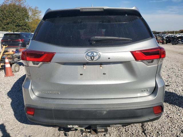 Photo 6 from auction – 2019 TOYOTA HIGHLANDER with VIN 5TDKZRFH4KS353924