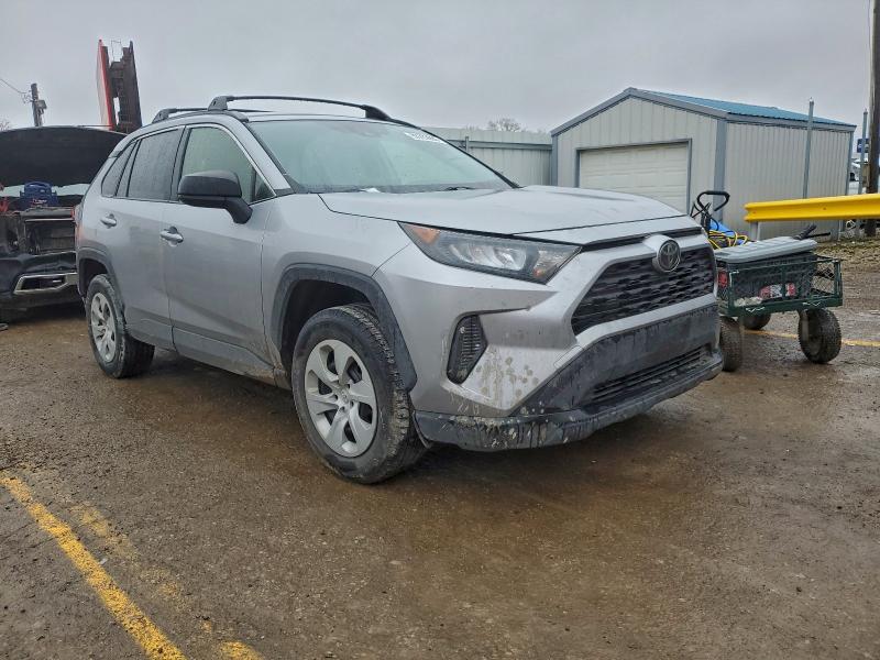 Photo 4 from auction – 2019 TOYOTA RAV4 with VIN JTMH1RFV5KD510153