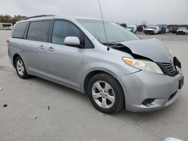 Photo 4 from auction – 2013 TOYOTA SIENNA LE with VIN 5TDKK3DC6DS344766