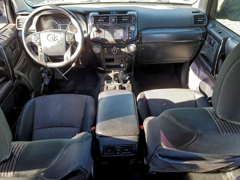 Photo 8 from auction – 2016 TOYOTA 4RUNNER SR with VIN JTEBU5JR5G5402709