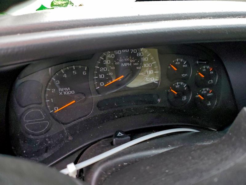 Photo 9 from auction – 2005 CHEVROLET SILVERADO with VIN 2GCEC19V451154305