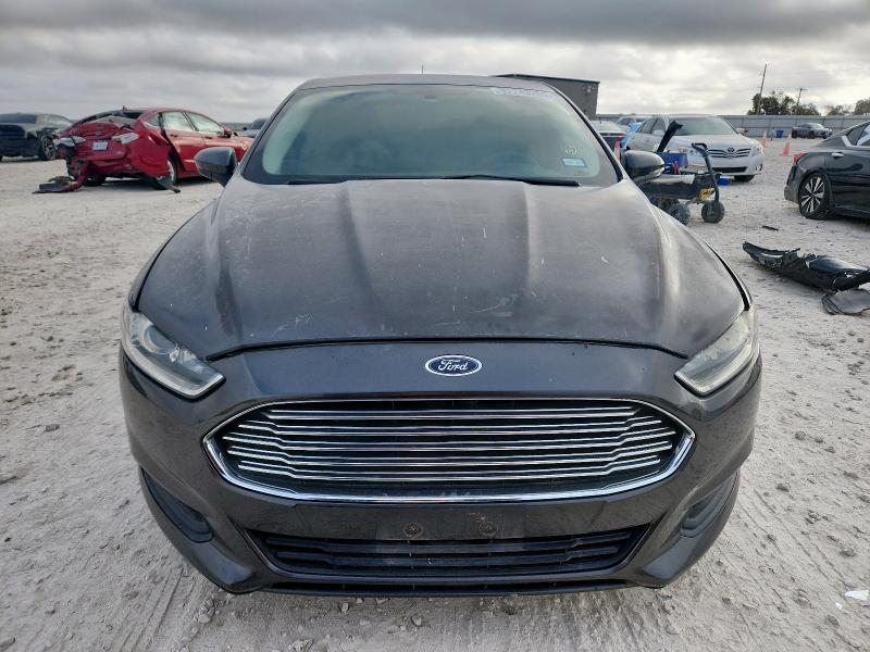 Photo 5 from auction – 2015 FORD FUSION S with VIN 3FA6P0G71FR244277