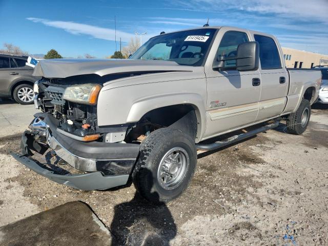 CHEVROLET SILVERADO 2005 with VIN 1GCHK23235F829056 - Photo from auction