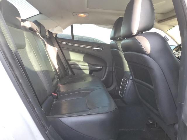 Photo 10 from auction – 2018 CHRYSLER 300 LIMITE with VIN 2C3CCAEG5JH262095