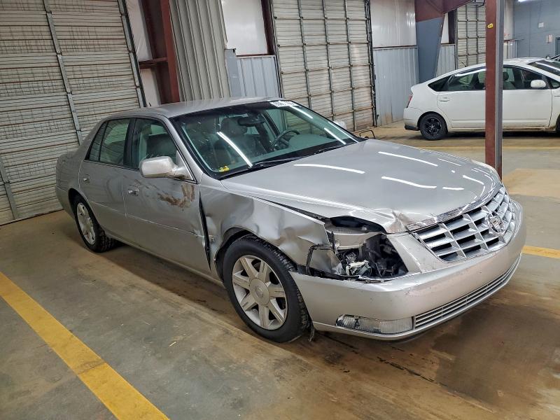 Photo 4 from auction – 2006 CADILLAC DTS with VIN 1G6KD57Y76U125796