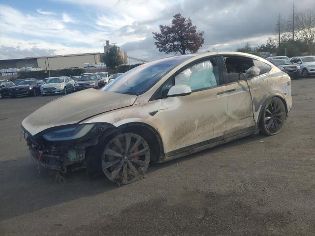 TESLA MODEL X 2016 with VIN 5YJXCAE2XGF004882 - Photo from auction
