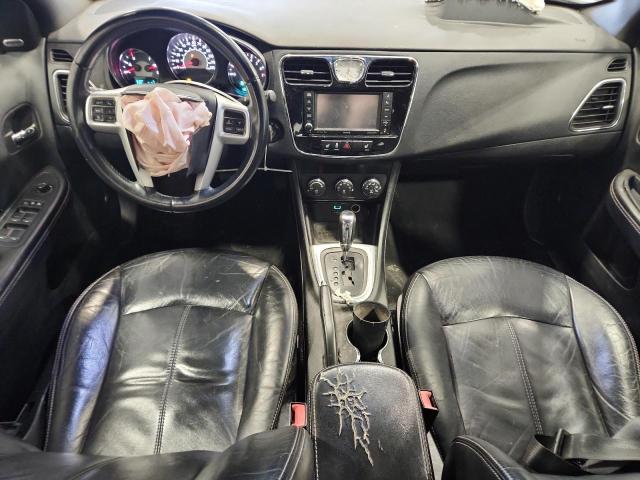 Photo 8 from auction – 2013 CHRYSLER 200 LIMITE with VIN 1C3CCBCG3DN605572