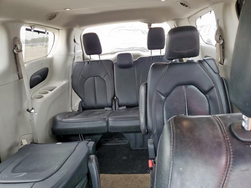 Photo 10 from auction – 2019 CHRYSLER PACIFICA T with VIN 2C4RC1BG8KR551025