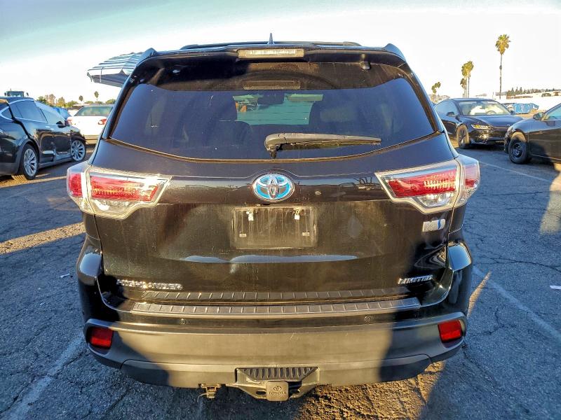 Foto 6 de la subasta – 2015 TOYOTA HIGHLANDER con VIN 5TDDCRFH1FS009984