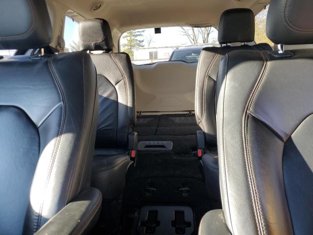 Photo 10 from auction – 2017 CHRYSLER PACIFICA T with VIN 2C4RC1BG8HR822934