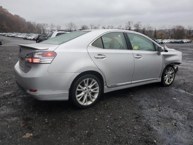 Photo 3 from auction – 2010 LEXUS HS 250H with VIN JTHBB1BA0A2006027