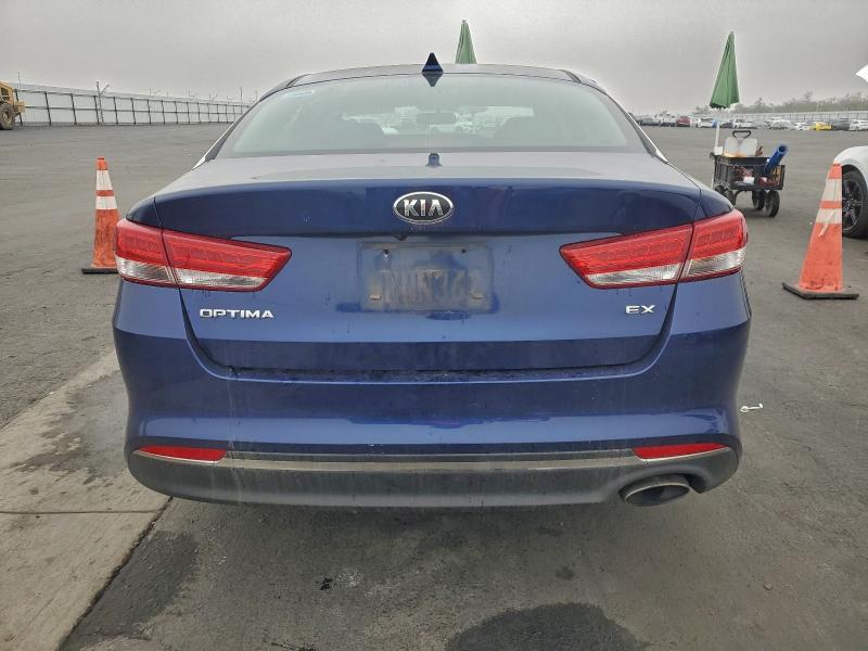 Photo 6 from auction – 2016 KIA OPTIMA EX with VIN 5XXGU4L32GG109827