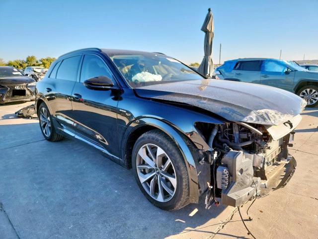 Фото 4 с аукциона – 2021 AUDI E-TRON PRE с VIN WA1LAAGE1MB004838