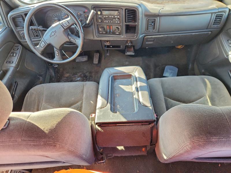 Photo 8 from auction – 2005 CHEVROLET SILVERADO with VIN 2GCEC19T951254351