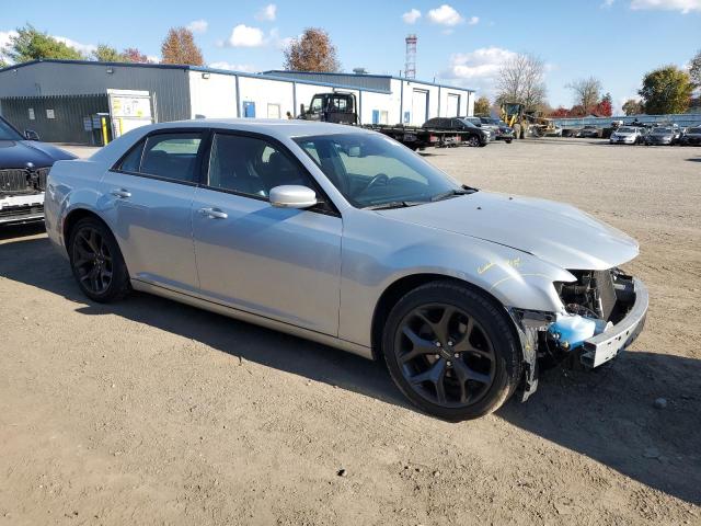 Photo 4 from auction – 2021 CHRYSLER 300 S with VIN 2C3CCABG1MH545487