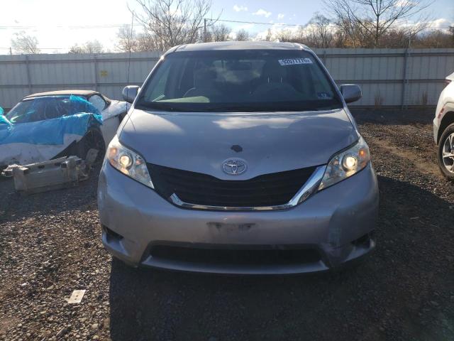 Photo 5 from auction – 2011 TOYOTA SIENNA LE with VIN 5TDKK3DC7BS155234