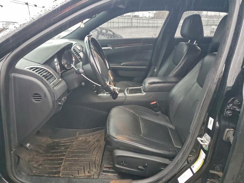 Photo 7 from auction – 2013 CHRYSLER 300C with VIN 2C3CCAKG0DH683277
