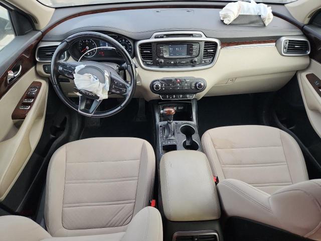 Photo 8 from auction – 2016 KIA SORENTO LX with VIN 5XYPGDA37GG015500