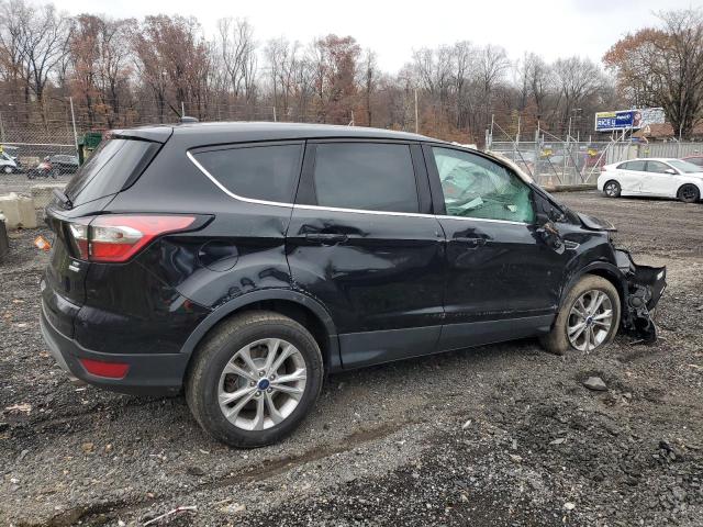 Photo 3 from auction – 2017 FORD ESCAPE with VIN 1FMCU0GD3HUB74512