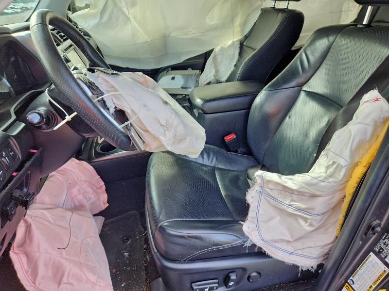 Photo 7 from auction – 2017 TOYOTA 4RUNNER SR with VIN JTEZU5JR8H5154892