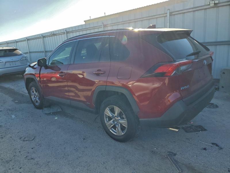 Photo 2 from auction – 2022 TOYOTA RAV4 with VIN 2T3LWRFV8NW144689