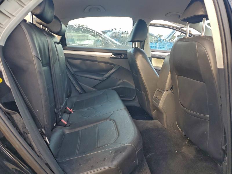 Photo 10 from auction – 2012 VOLKSWAGEN PASSAT SE with VIN 1VWBP7A31CC034678
