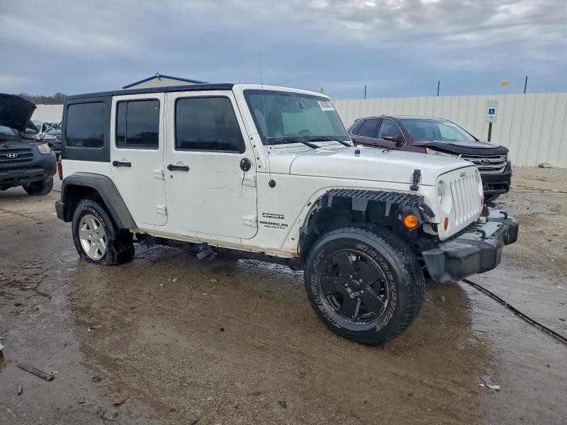 Photo 4 from auction – 2012 JEEP WRANGLER U with VIN 1C4BJWDG1CL146975