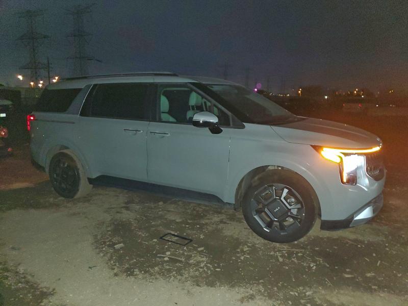 Foto 4 de la subasta – 2025 KIA CARNIVAL E con VIN KNDNC5KA9S6052128