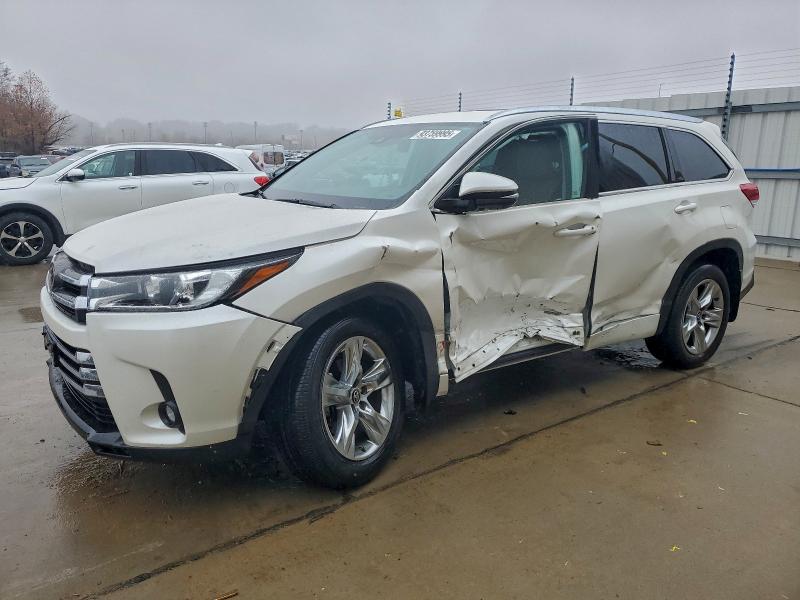 TOYOTA HIGHLANDER 2019 with VIN 5TDDZRFH4KS724153 - Photo from auction